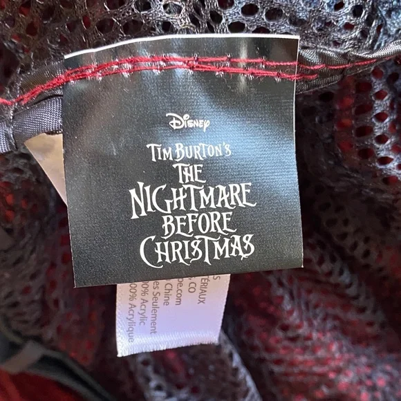 The Nightmare Before Christmas Sally Yarn Wig - Picture 7 of 7